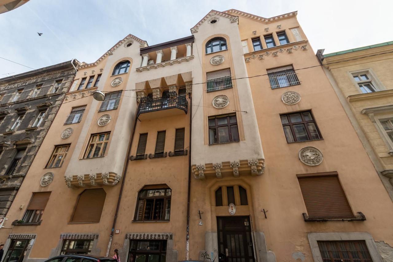 D.Five Aradi B Apartment Budapeşte Dış mekan fotoğraf